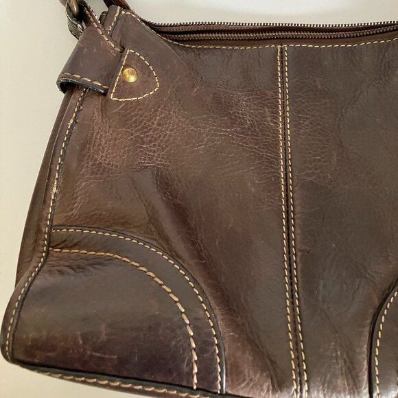 Vintage Fossil 75082 Brown Leather Handle Shoulder Bag with Charm. - Picture 8 of 15